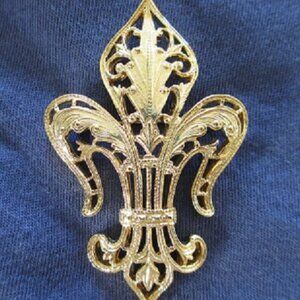 Vintage Monet Fleur-de-Lys Brooch Pin